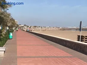 Precioso adosado con parking a 100 metros de la playa - Image 3