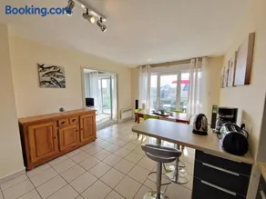 Appartement avec Piscine, Tennis & Balcon, Centre-ville Chatelaillon-Plage, 6 Pers, 2 Ch - FR-1-706-17 - Image 3
