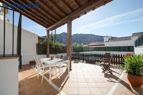 Magnífica casa con piscina privada - Image 3