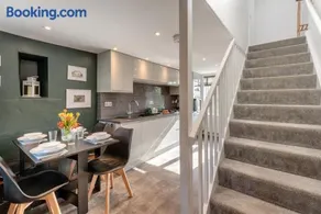 2 Bed in Dean oc-h32066 - Image 3