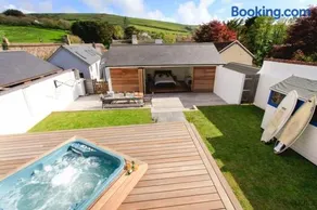 CROYDE WISTERIA COTTAGE 4 Bedrooms - Image 1