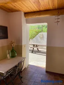 Cabanon insolite au coeur de la Provence - Image 2