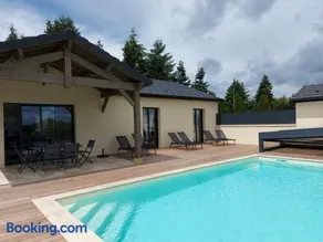 New cottage with indoor pool - Image 1