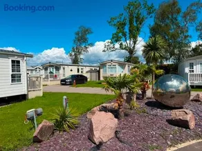 Pet friendly Countryside Holiday home - Image 1