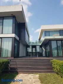 Zlaten Briz Villa - Image 1