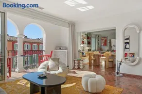 Port Grimaud Loft by Les Maisons de Charloc Homes - Image 3