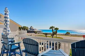 Beach Escape, King Suite, Ocean Views, Pet Friendly - Image 3