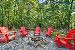 Chalet Lumina - Private Spa, Fire Pit, Pool Table - Image 4