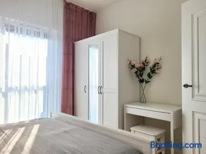 Factory apartment in historical estate, air conditioned, Metro - Image 3
