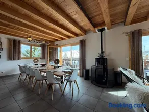 Homency - Chalet Secret de Neige - Image 1