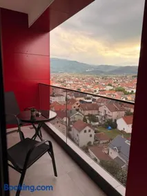 Central City Apartment with Mountain View - Image 3