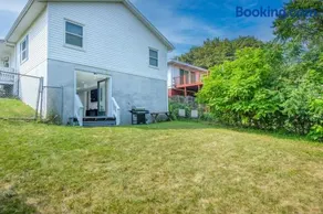 Entire Modern Cozy 2BR Apt mins SU LeMoyne DT - Image 2