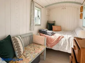 Mabel the Steam Roller Caravan at Rosuick Organic Farm - Image 1