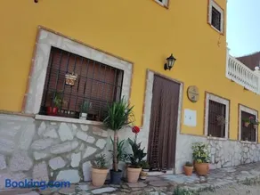 Casa rural Los Alcaidejos con piscina - Image 4
