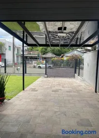 Casa com piscina - Image 2