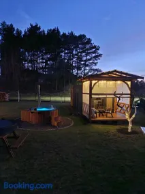 Święty Spokój Bielinek balia jacuzzi taras Chojna Cedynia - Image 1