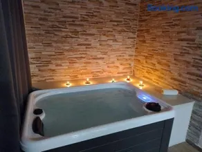 L'Ancora Luxury Apartments - Image 2