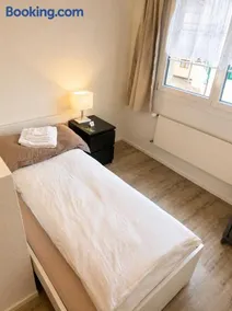 Schifflände Zimmer & Apartments - Image 2