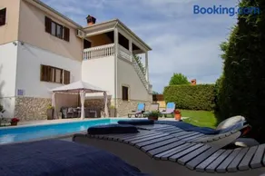 House Dermeta - Image 1