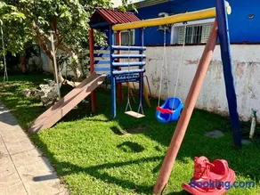 Sobrado com Piscinas, Playground, Sinuca e Pebolim - Image 3