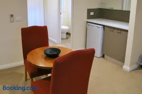 Allansford Hotel Motel - Image 3
