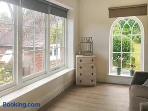 The Little Cottage - Image 1