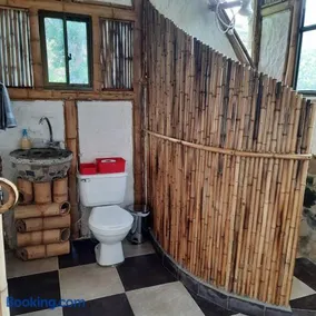 Colibamboo Ecolodge Biocasa artesanal rodeada de naturaleza con jaccuzi y mucho más - Image 4