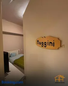 VVR6 Rooms by Homes in Ancona - Image 2