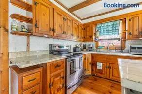 Cozy 3B2Ba Home with huge backyard and Gym - Image 5