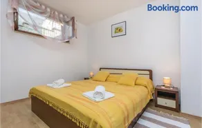 Two-Bedroom Apartment In Radmani - Image 3