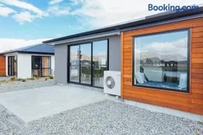 Bluebird Apartment - Image 3