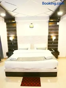 Hotel Samriddhi Nath - Image 1