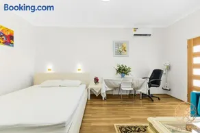 Carlingford sweet studio with WiFi& Parking - Image 3