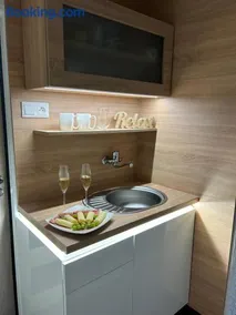 Komfortný apartmán so záhradou a súkromným parkoviskom - 24h self check-in - Image 4