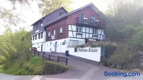 Jeje und Anna's Eifel Haus - Image 3