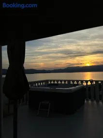 Villa Ana Komarna Sea View with Jacuzzi - Image 4