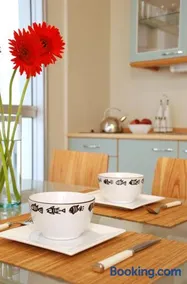 Concord Callao by Recoleta Apartments - Image 2