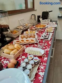 La Vie Fuille Bed and Breakfast - Image 2