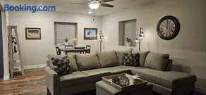 Scenic Charming Country Chic Vacation Rental - Image 1
