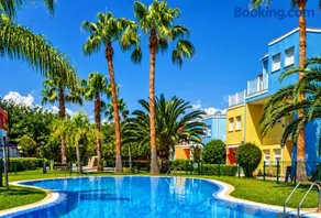 Apartamento Acuarela con piscina y terraza a 1 min de la playa Les Deveses - Image 2