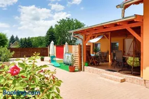 Bakos Villa - Image 5