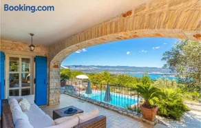 Nice Home In Malinska - Image 1