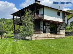Leshten Guest Homes - Image 4