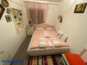 Apartments Borove Noci - Image 2