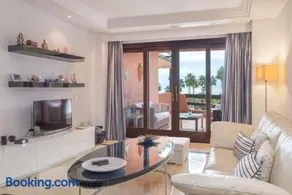 Beach front apartment Mar Azul - Image 5