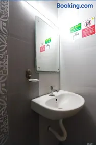 Lloyd's Inn Perumbakkam - Image 2