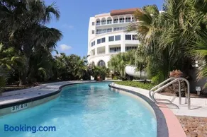 Have your DREAM vacation at High Tide Oceanfront luxury condo 2 pools amazing resort amenities - Image 5
