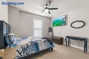 The Foley Escape- 10 min to Beach Sleeps 6 - Image 4