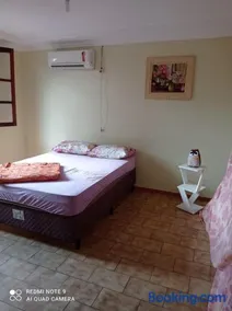 casa aconchegante com piscina e jardim - Image 3