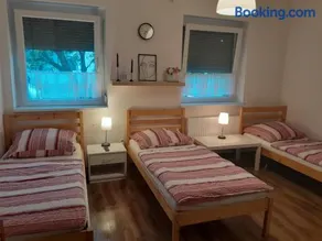 Vörösmarty Apartman - Image 1